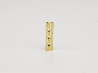 U-shaped metal tip